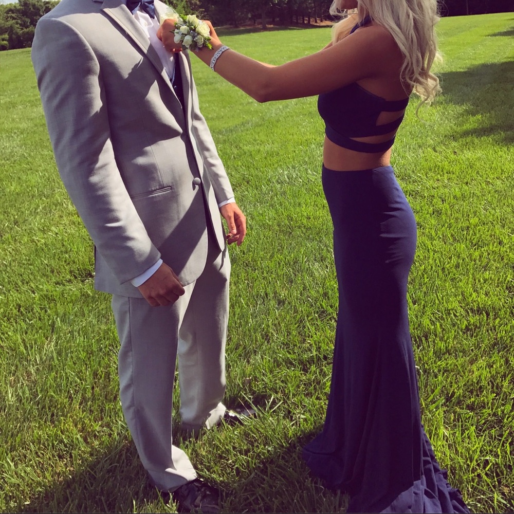 Alyce Paris prom dress